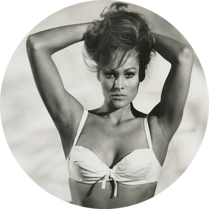 Chapa Ursula Andress